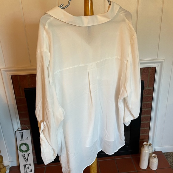 Womens plus white chiffon button top size 3x - Picture 3 of 4